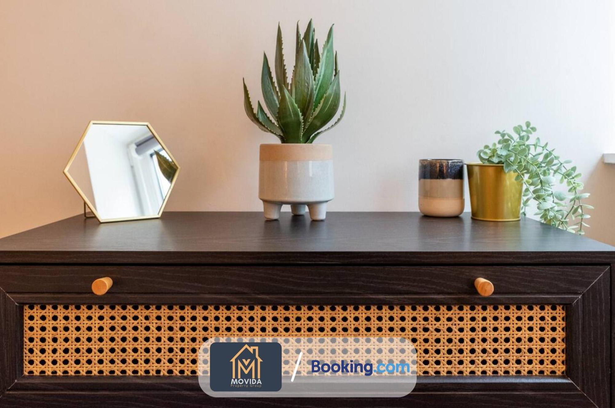 הרוגייט Stylish Two Bed Town Centre Apartment By Movida Property Group Short Lets & Serviced Accommodation With Parking מראה חיצוני תמונה