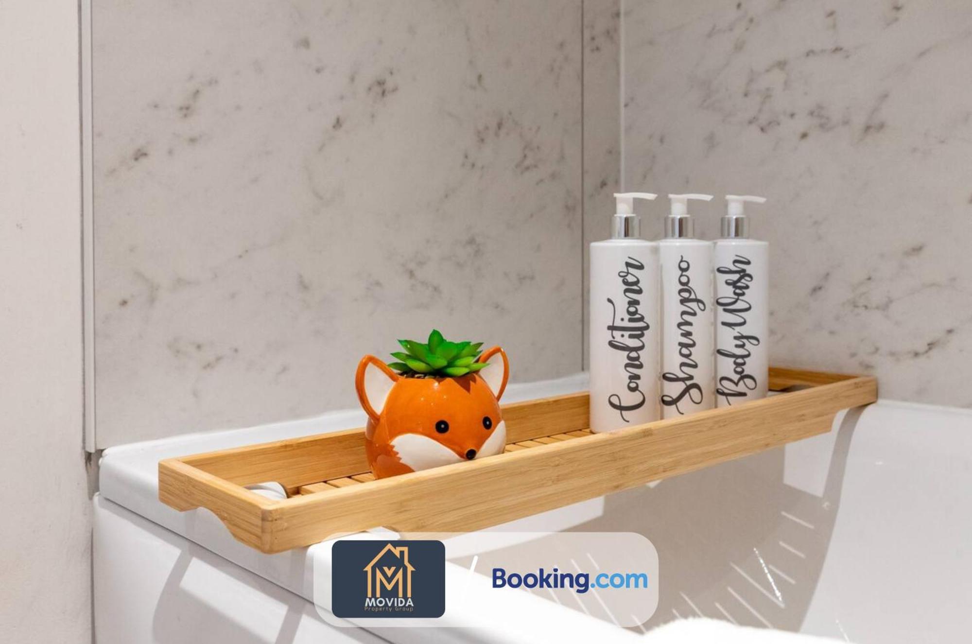הרוגייט Stylish Two Bed Town Centre Apartment By Movida Property Group Short Lets & Serviced Accommodation With Parking מראה חיצוני תמונה